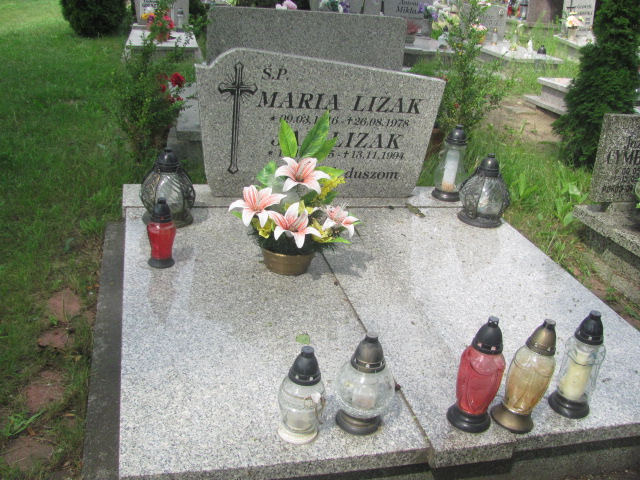 Grób Maria Lizak